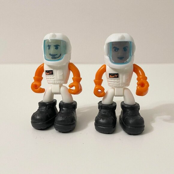 2 Machine Maker Mission To Mars Figure Nikko Toys Space Astronaut - Picture 1 of 13